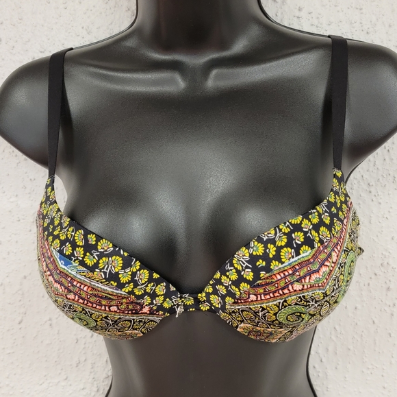Victoria's Secret Other - Victoria's Secret- Women's PushUp Bra